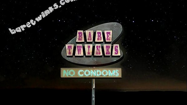 Bath Time With Atlanta and Jake