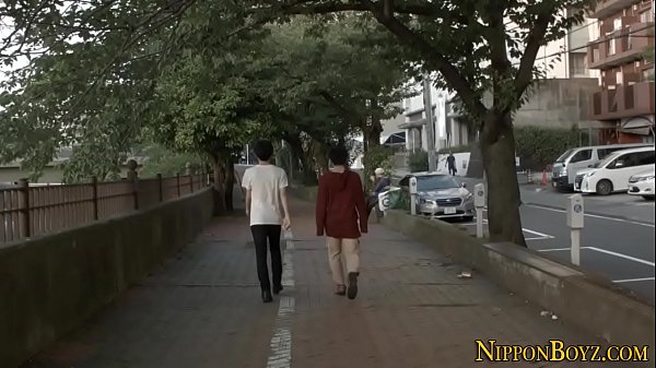 Asian twink barebacked