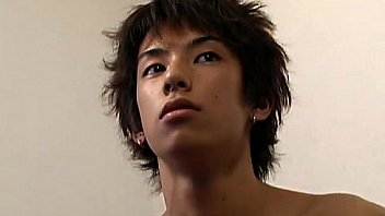 Japa GOSTOSINHO se exibe pra cam (cum)